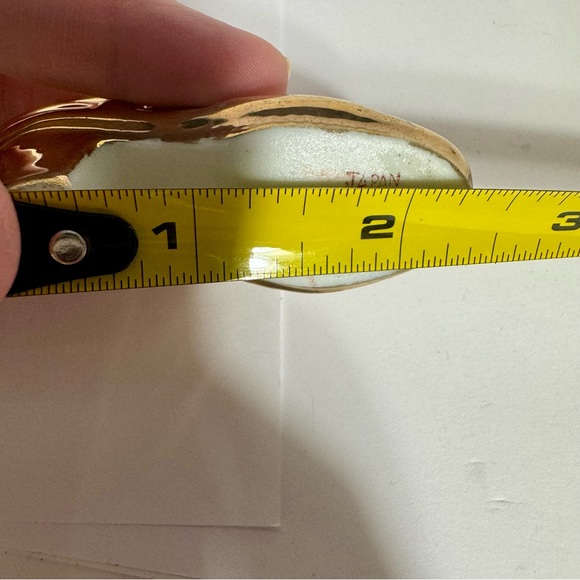 Miniature shoe 2 1/4 " Gold Painted Porcelain Small shoe or Boot. Made in Japan - Picture 11 of 11